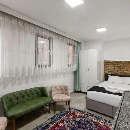 Cozy & Comfy Studio At Beyoglu - 14 Lejlighed